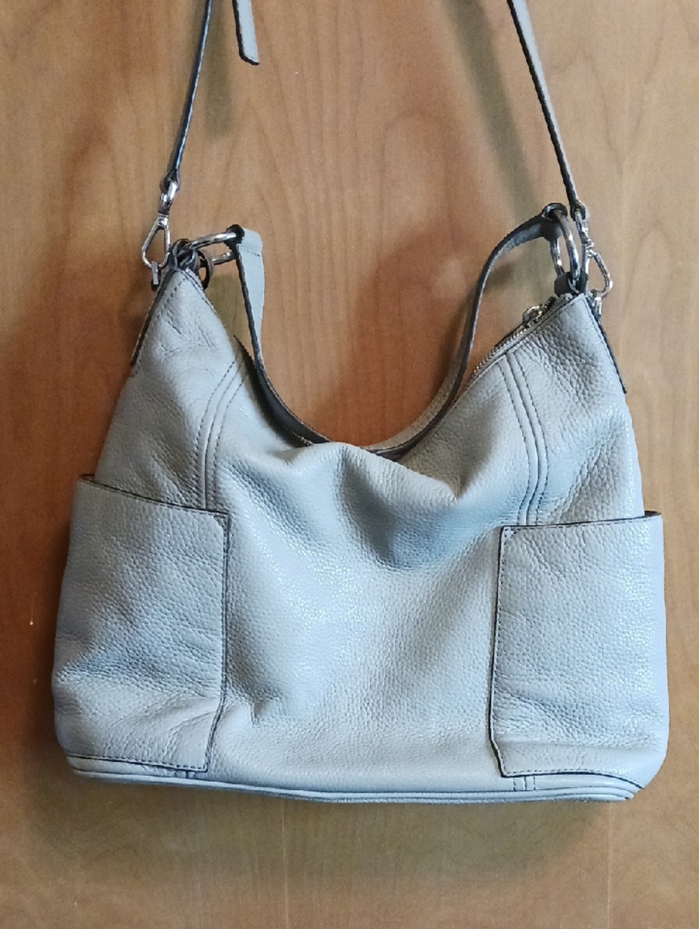 Michael Kors Bag - Picture 3 of 9